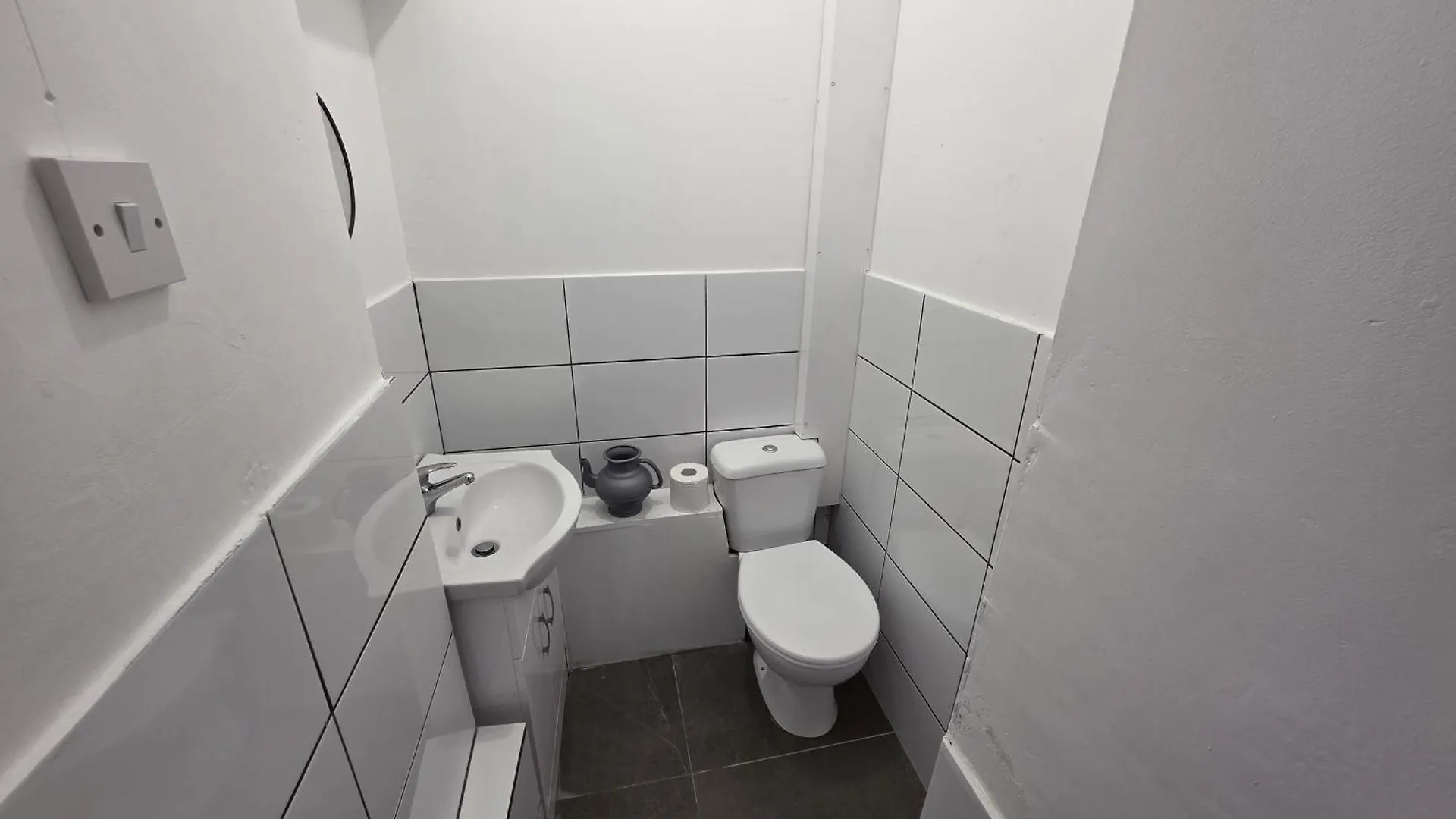 Spacious 3-Bedroom Apartment Near Stratford, 1 Minute From Train Station London United Kingdom